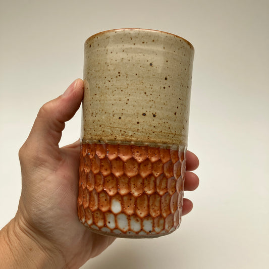 Tumbler with Leaf and Honeycomb Texture