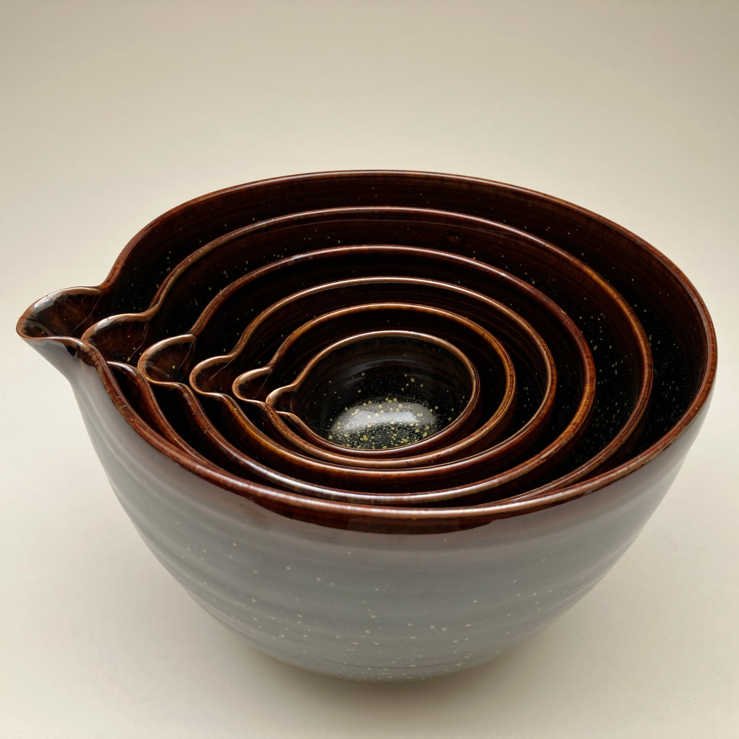 Six Piece Nesting Set of Bowls in Teadust