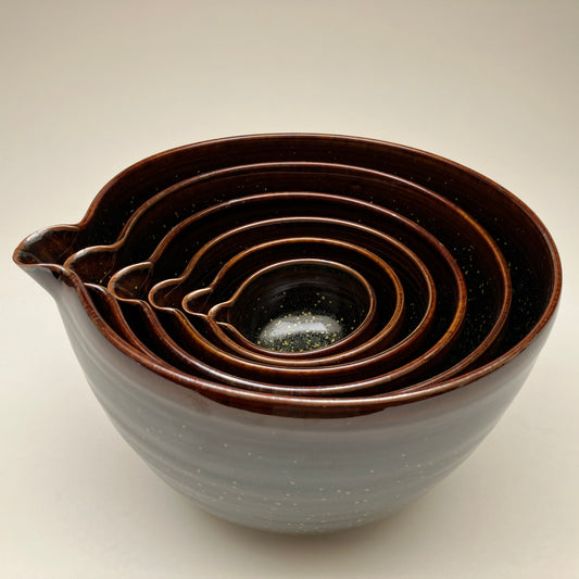 Six Piece Nesting Set of Bowls in Teadust