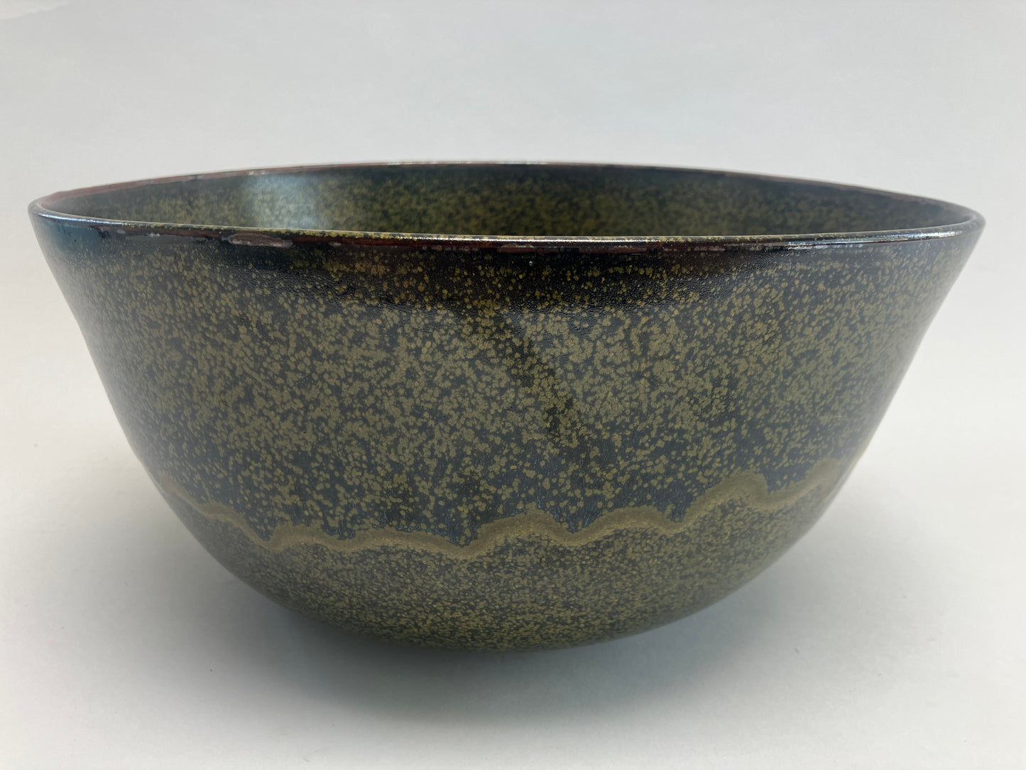Large Serving Bowl in Teadust