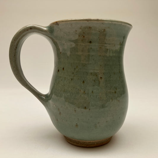 Small Curvy Mug in Celadon