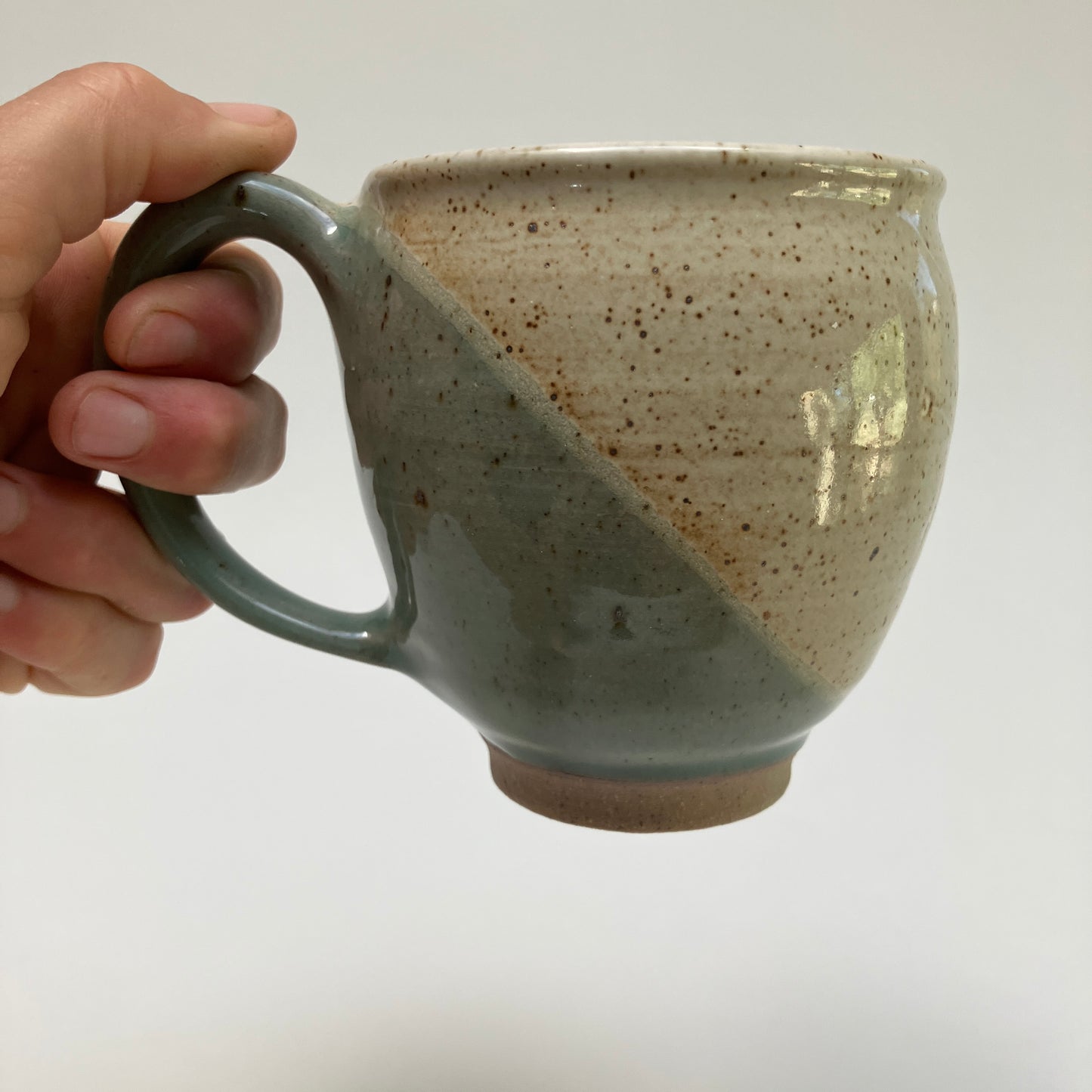 Round Mug with Grasses