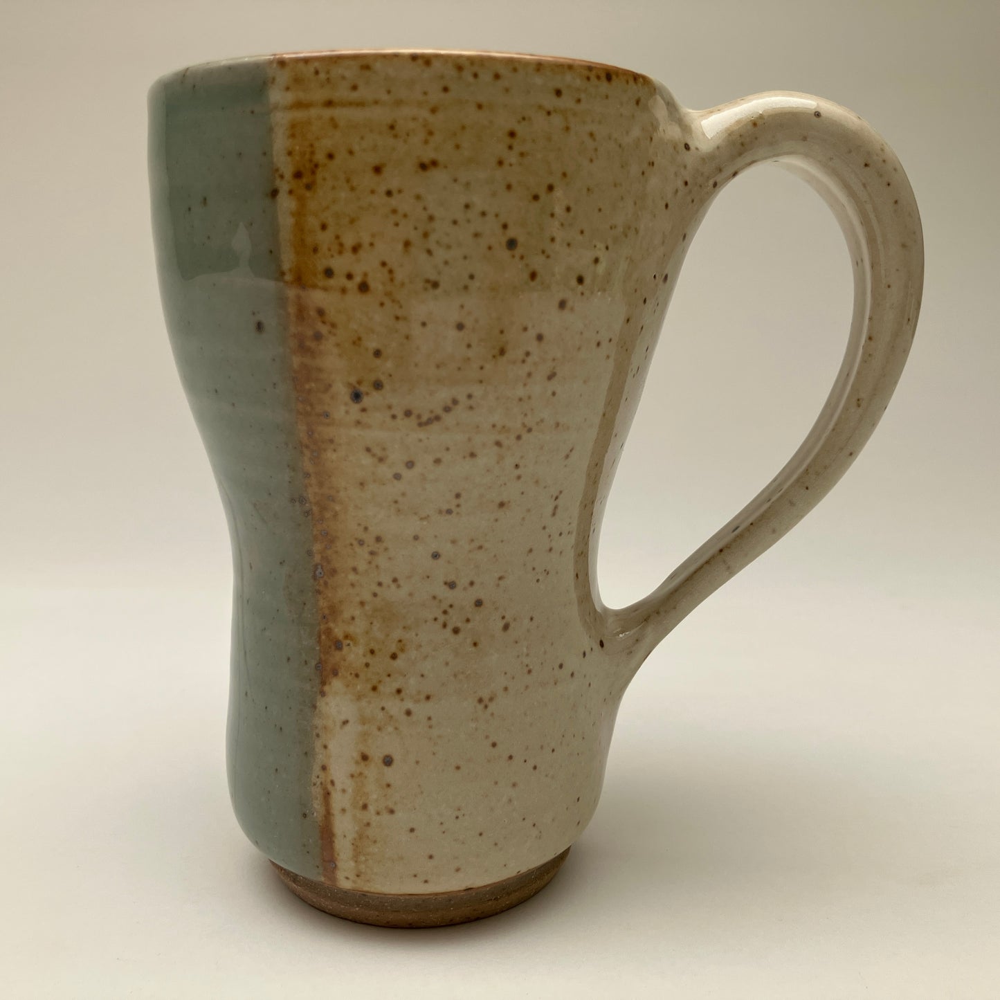 Tapered Mug With Grasses