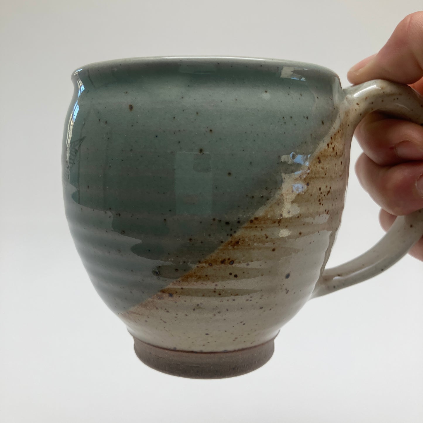 Round Mug with Feather