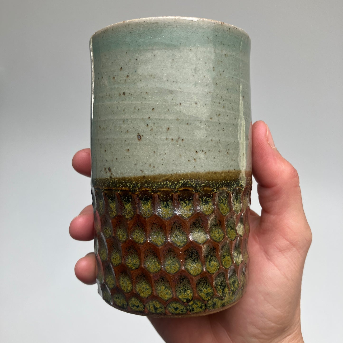 Tumbler With Grass And Hexagons
