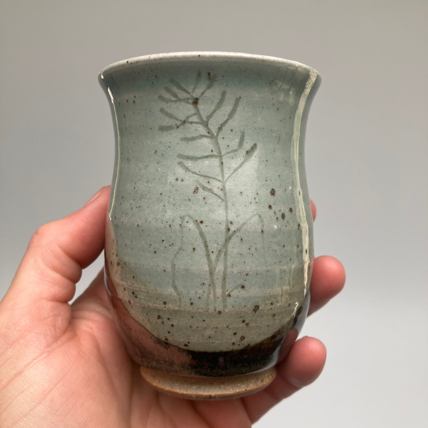 Small Curvy Mug With Mustard