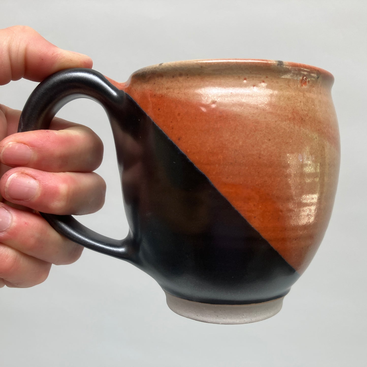 Round Mug With Feather
