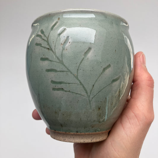 Round Mug With Mustard