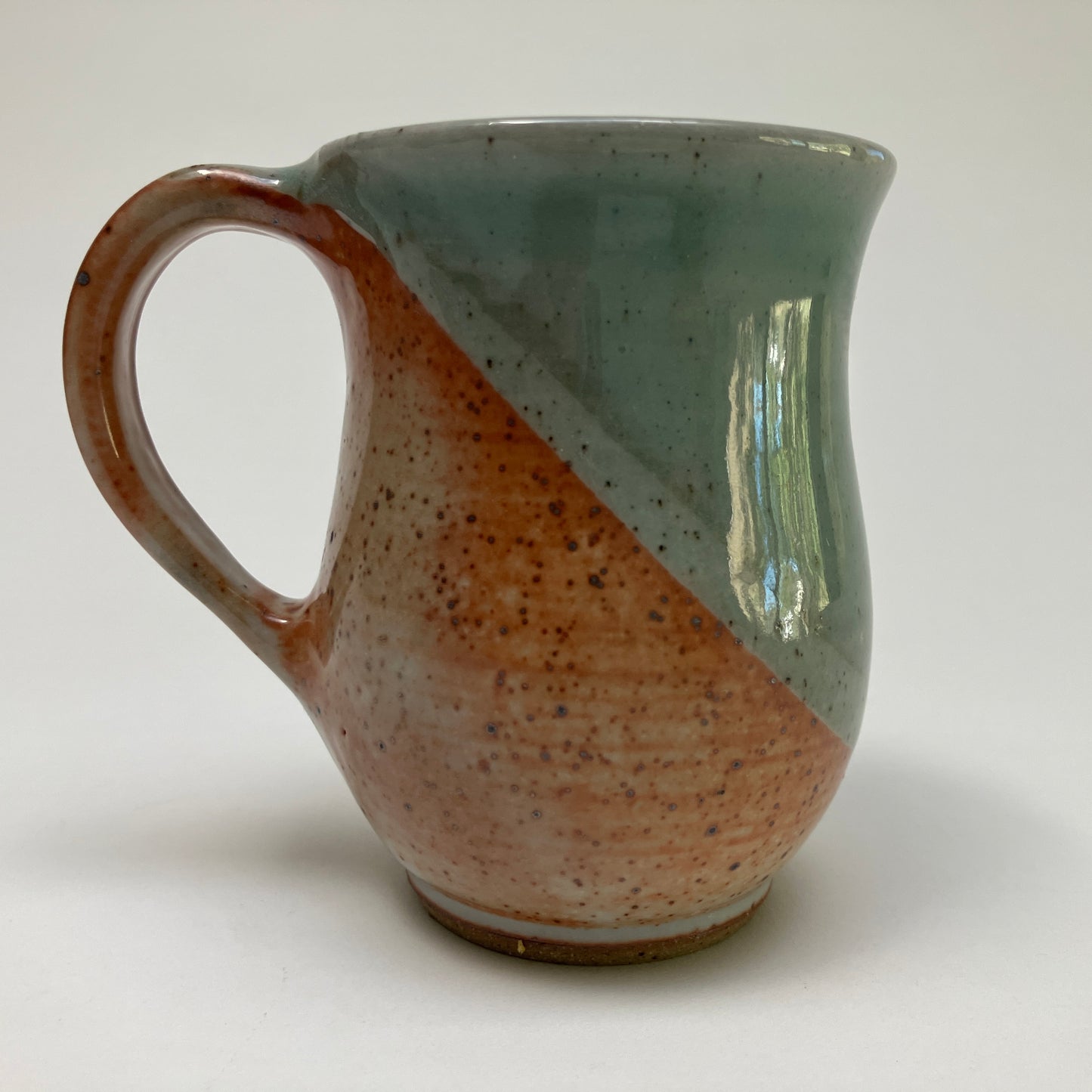 Small Curvy Mug With Wheat
