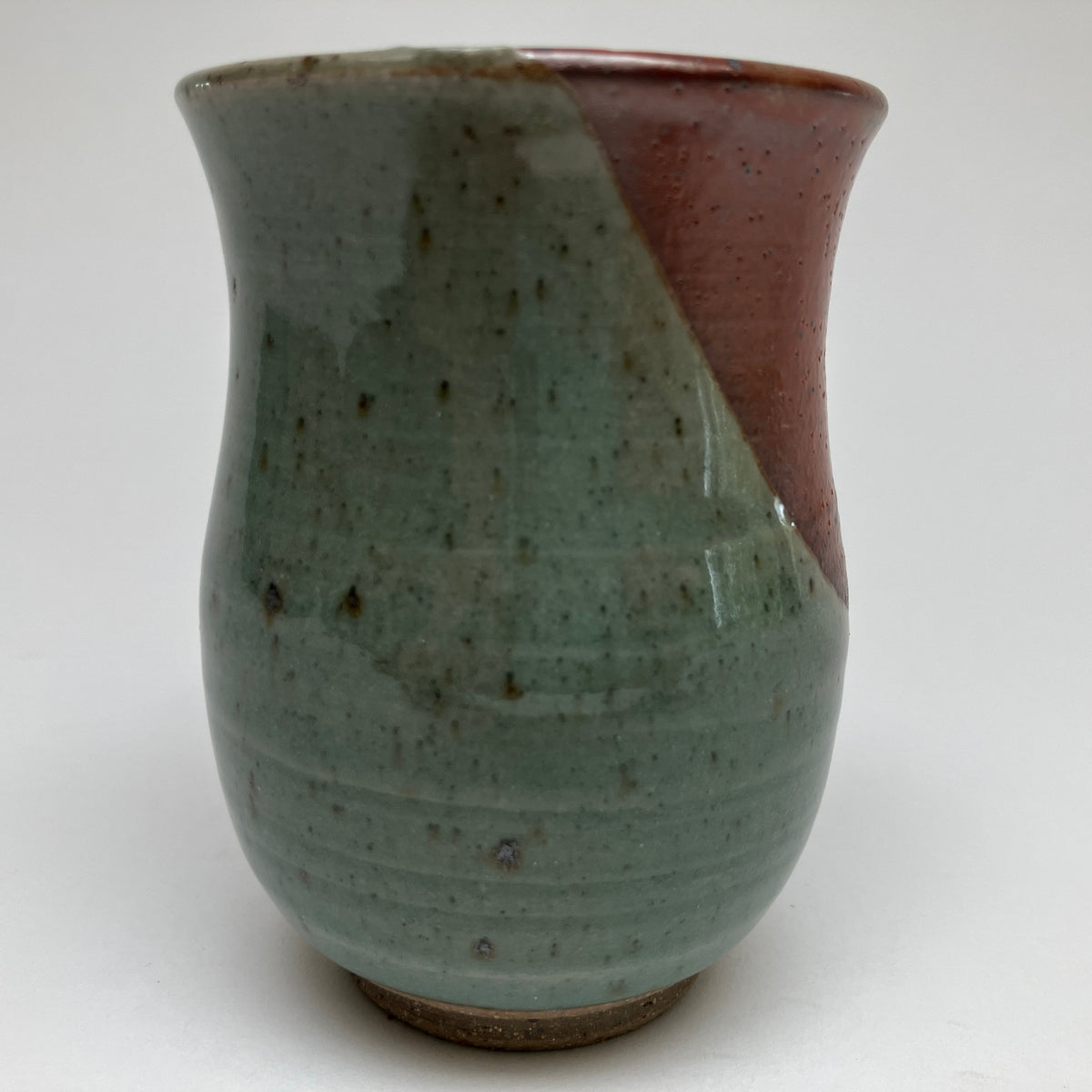Small Curvy Mug With Feather