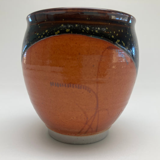 Round Mug With Grasses