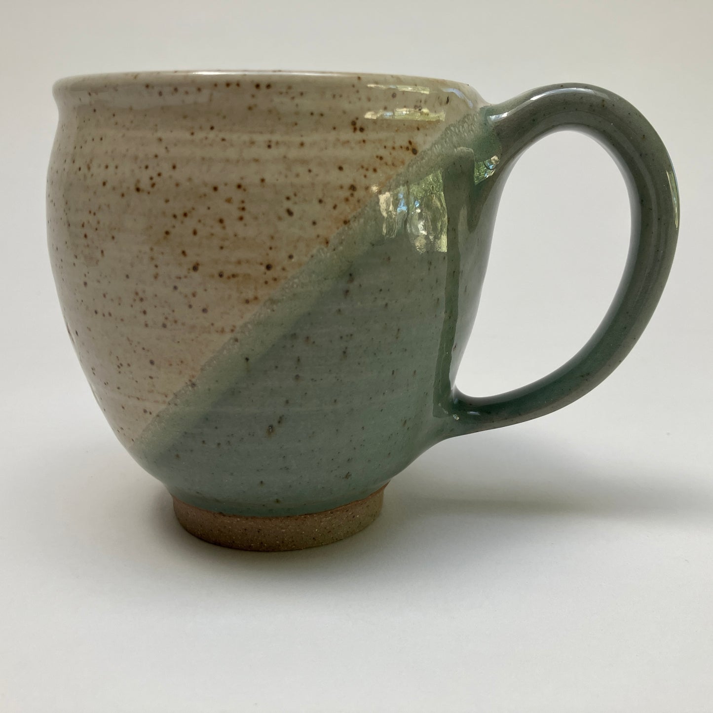 Round Mug with Grasses