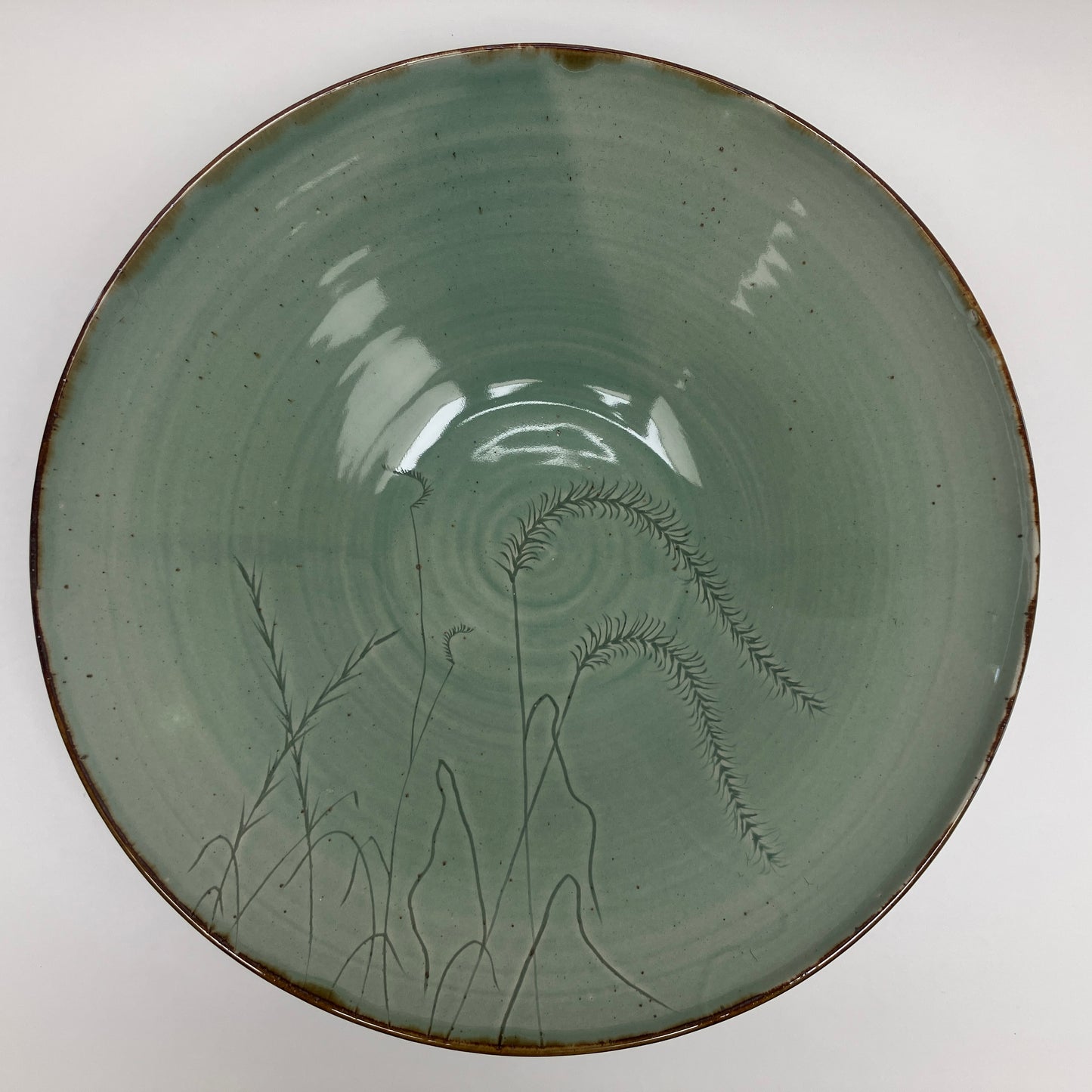 Large Serving Bowl With Grass Medley