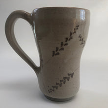  Shapely Mug with Wheat Design