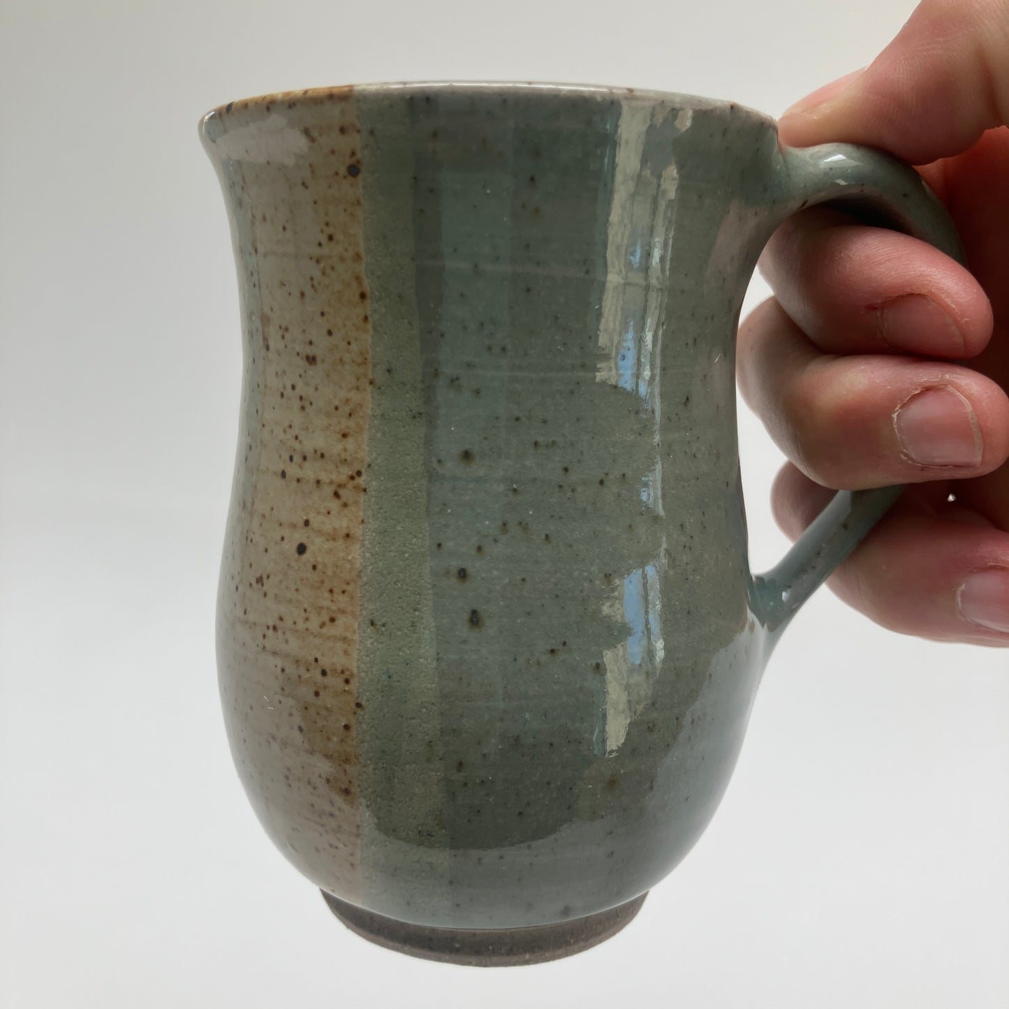 Small Curvy Mug With Grasses