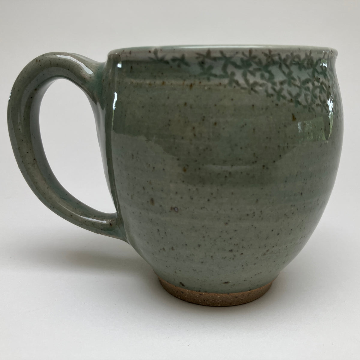 Round Mug With Dandelion