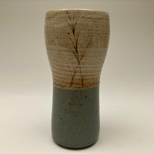 Pint Glass with Grasses