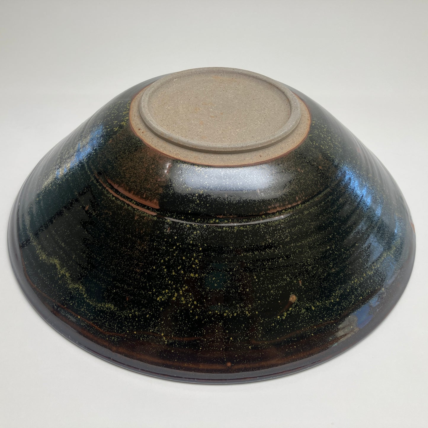 Large Serving Bowl with Grass Detail