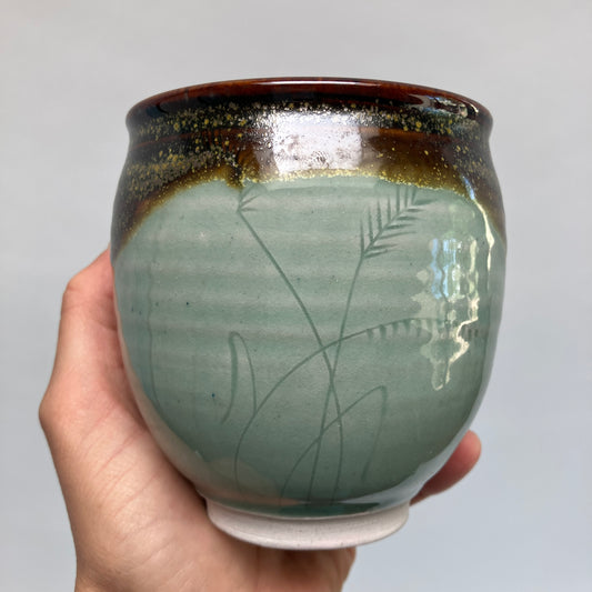 Round Mug With Native Grass