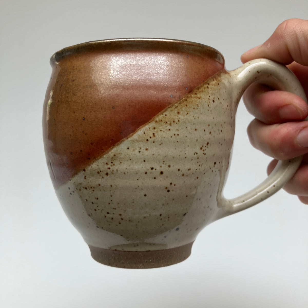 Round Mug With Grasses