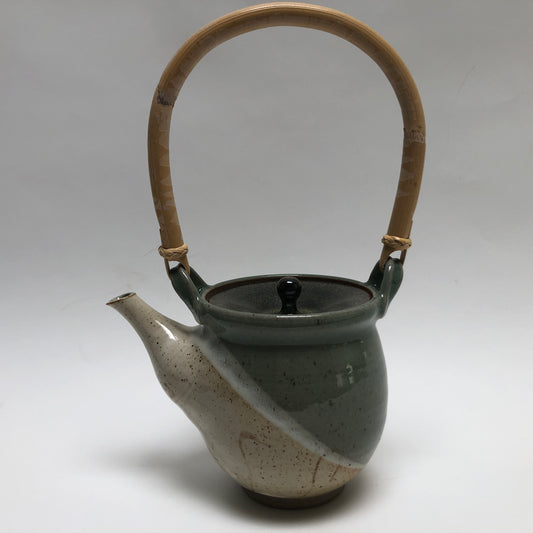 Two Toned Teapot with Bamboo Handle