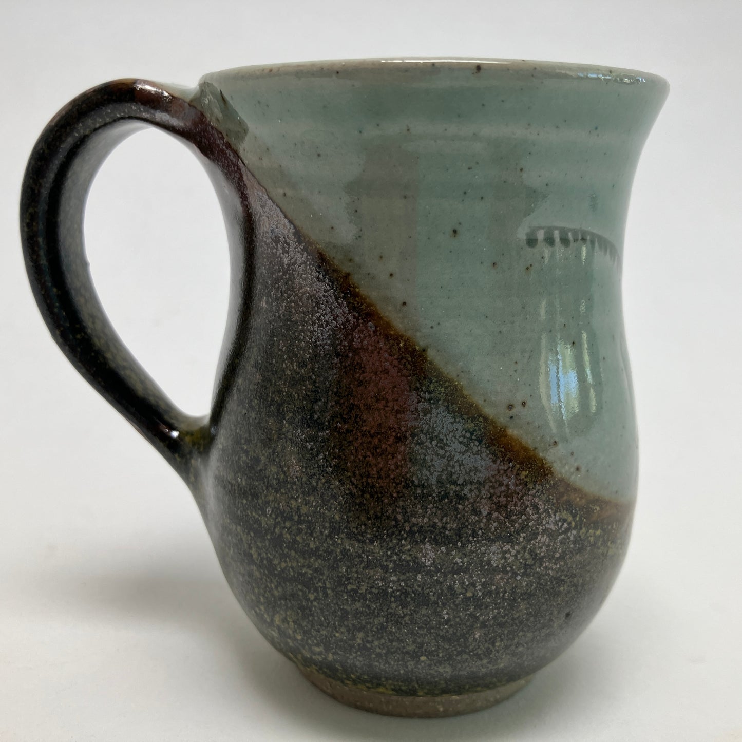 Small Curvy Mug With Native Grasses