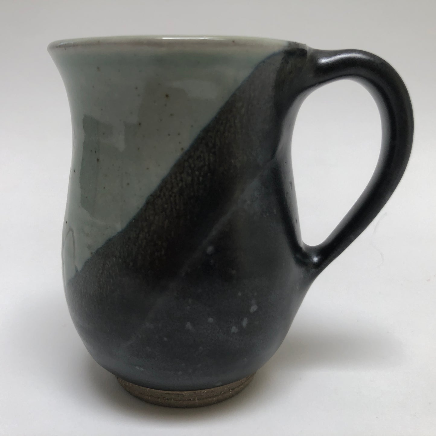 Small Curvy Mug With Native Flora