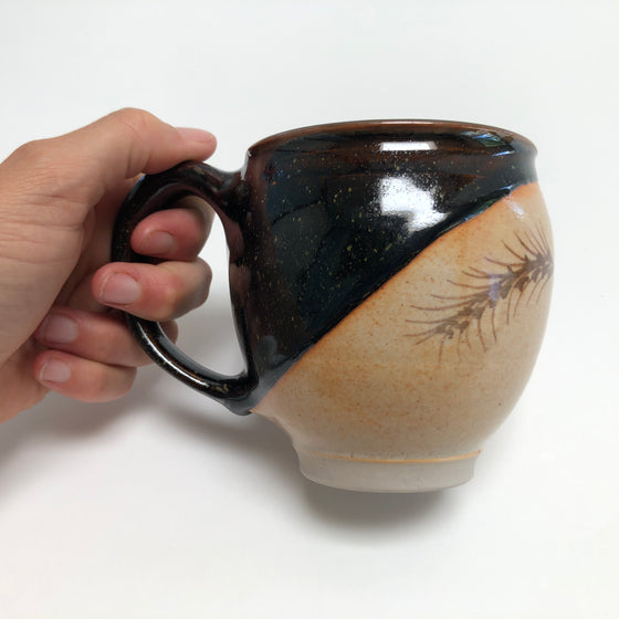 Round Mug with Wheat Design