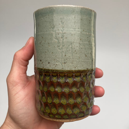 Tumbler With Grass And Hexagons