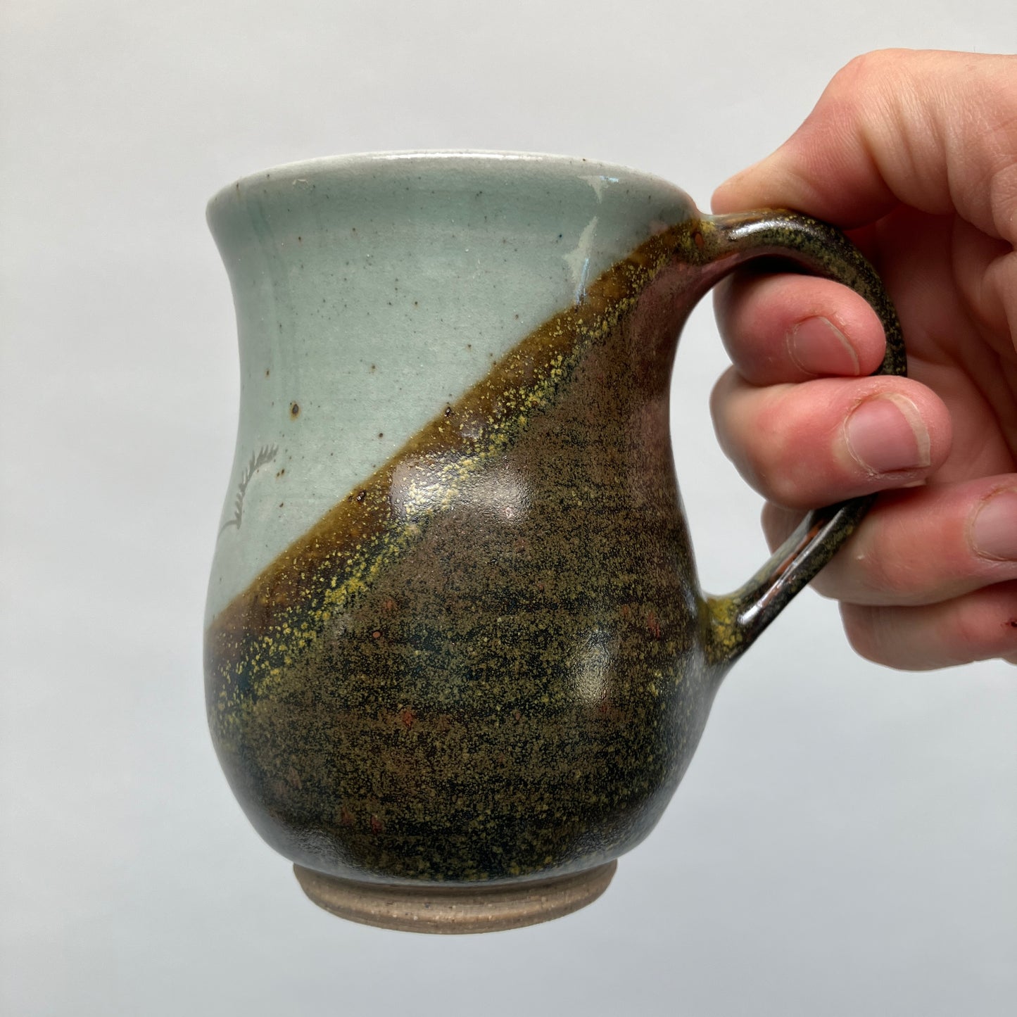 Small Curvy Mug With Native Grasses