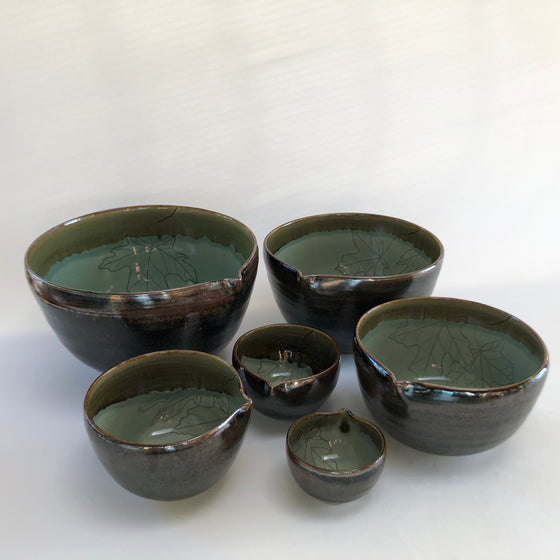 Six Piece Nesting Set of Bowls (Decorated)