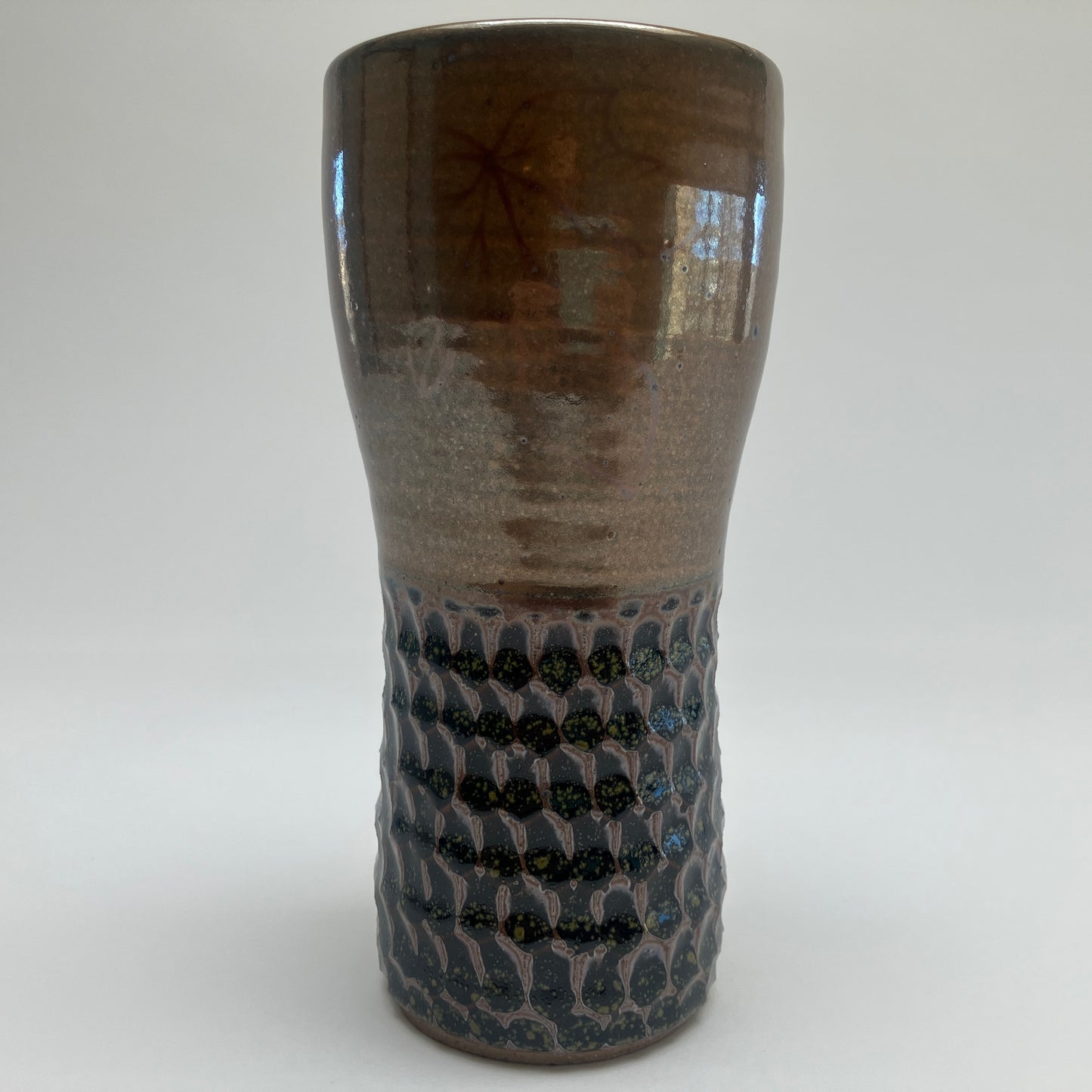 Pint With Leaf and Hexagons