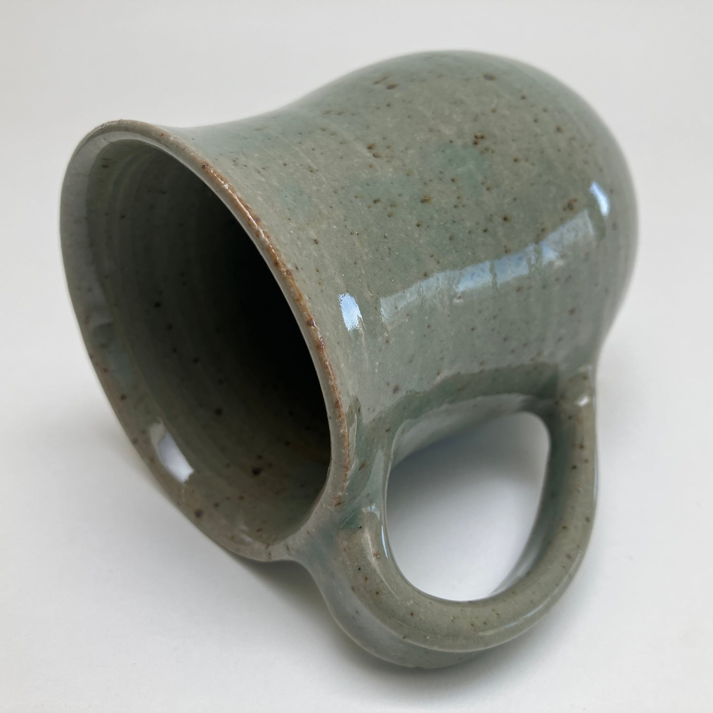 Small Curvy Mug With Native Grass